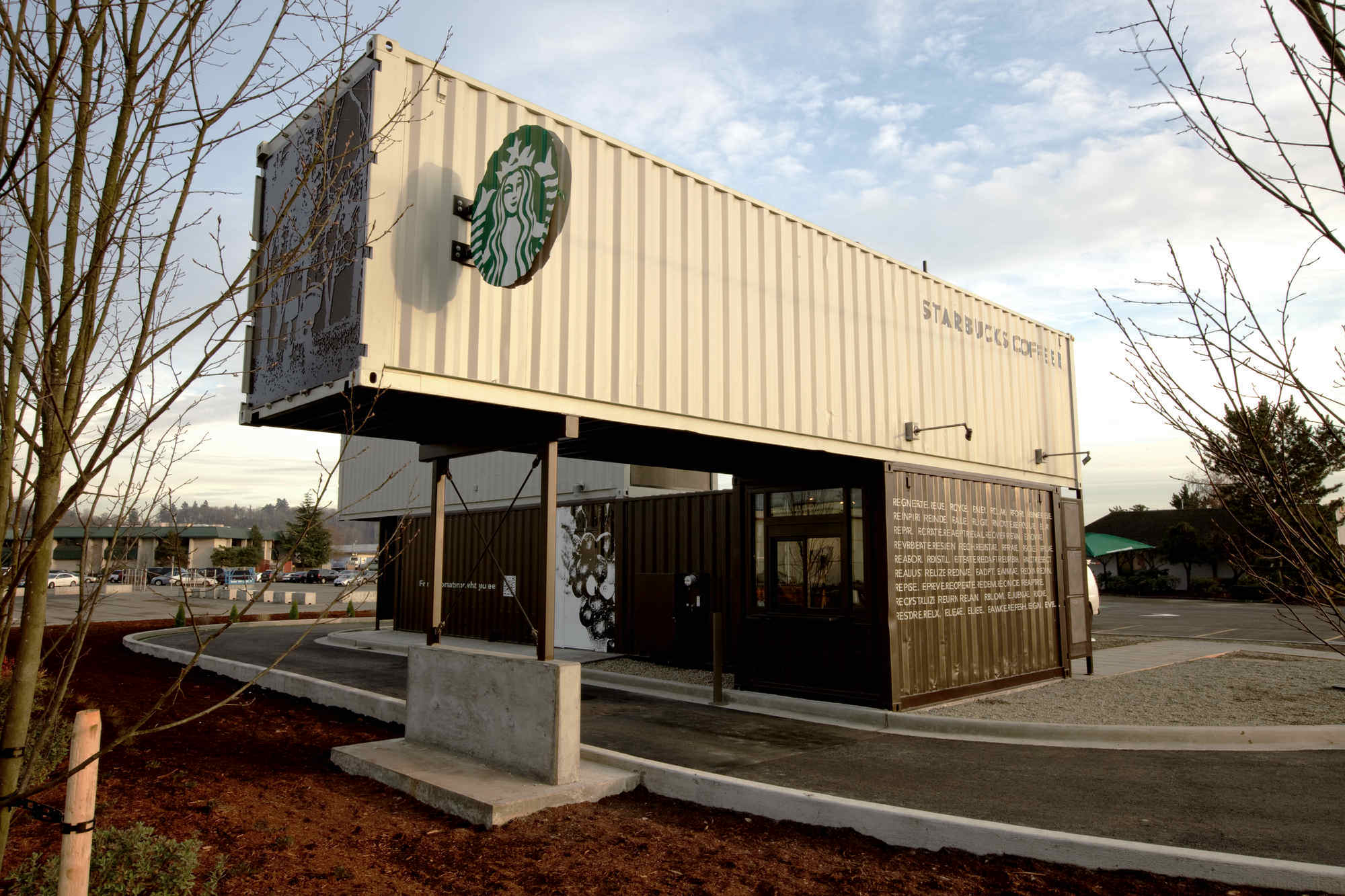 12 OF THE WORLD'S COOLEST REPURPOSED SHIPPING CONTAINERS - Robins ...