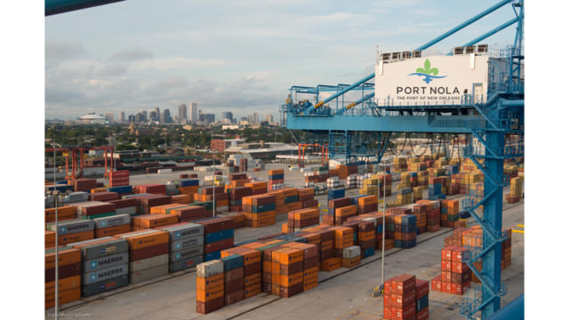 PortNOLA_container_yard.55404cca67341